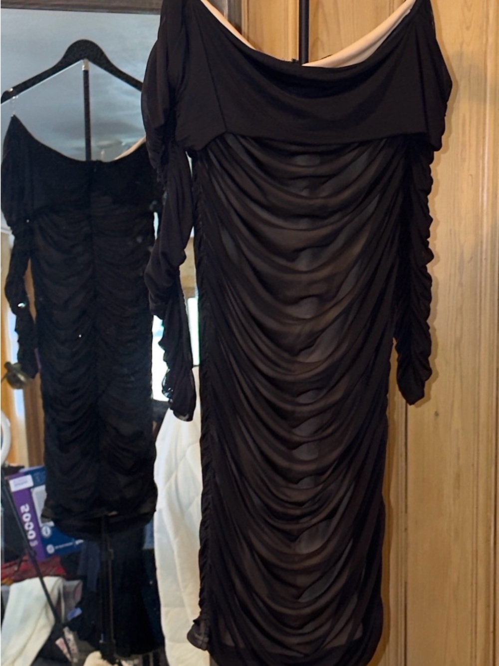 Fashion Nova Dress Women Black Size 1X Midi Ruched Off Shoulder Sexy!!